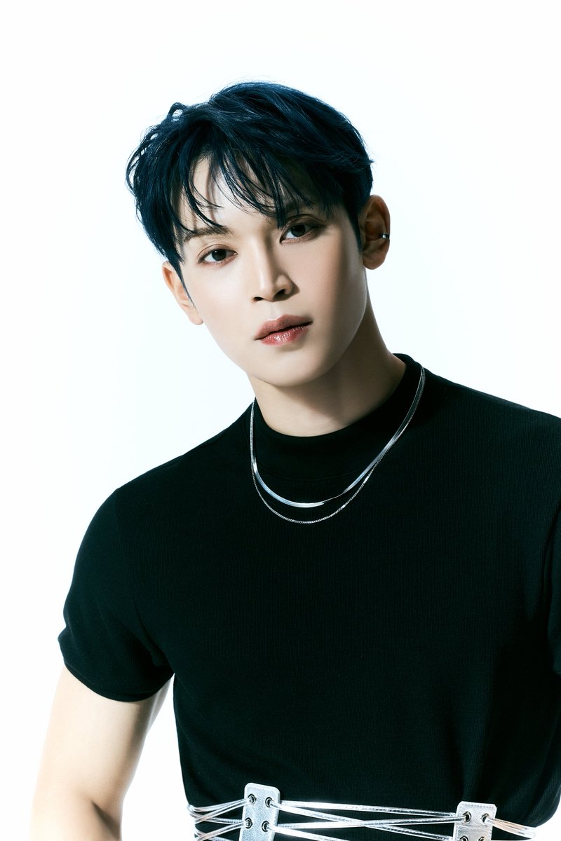 official_jo1's tweet photo. 𝑩𝑬𝑺𝑻 𝑨𝑳𝑩𝑼𝑴
"𝑩𝑬 𝑪𝑳𝑨𝑺𝑺𝑰𝑪 "

-
ARTIST PHOTO
-

#BE_CLASSIC
#JO1 #JO1_BE_CLASSIC
#與那城奨 #YONASHIROSHO https://t.co/segBuswdbE