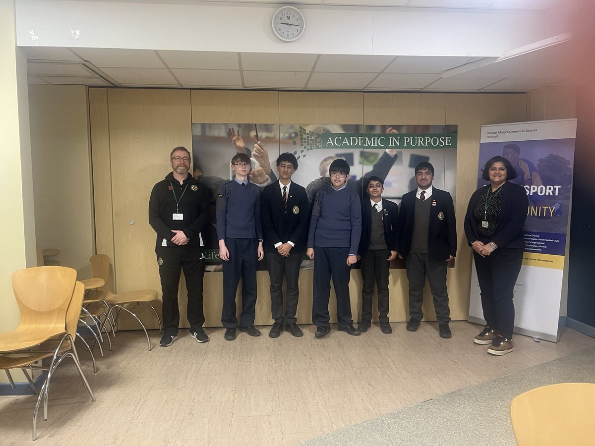 HousesQmgs's tweet photo. Many congratulations to  Freddie , Hassan, Ryan, Saadi and Hassan for being nominated for praise breakfast this morning. Each and everyone of the boys share many CREDIT values of our schools and are great role models. Mrs Mehta https://t.co/tC36C3dzQf