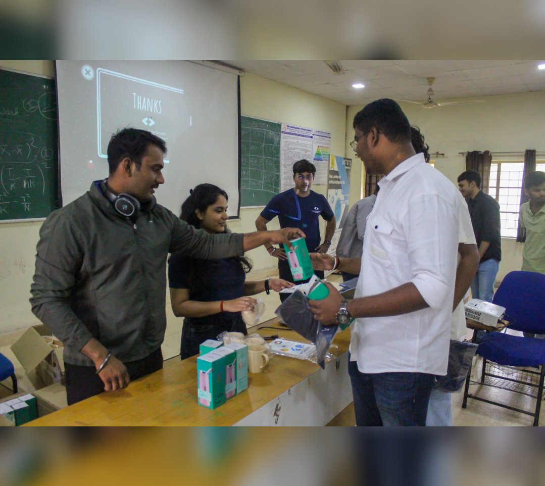 gdgsstc's tweet photo. ✨ Success Update! ✨
We’re thrilled to announce the successful distribution of GenAI Study Jams swags to 80 participants who cleared Tier 1! 🎉 A huge congratulations to all the achievers for their dedication and effort. 💪 https://t.co/lKclFuLV86