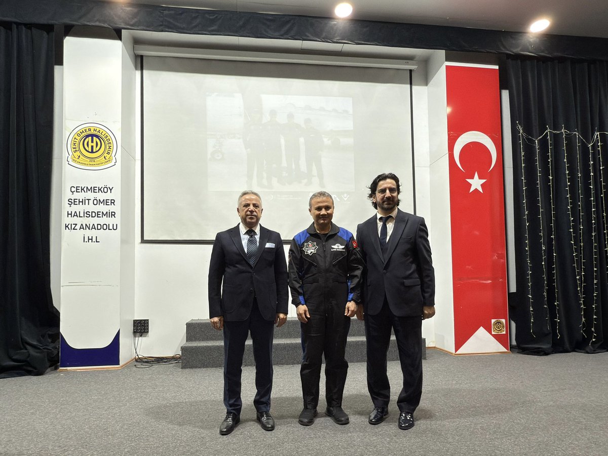 Türkiye’nin ilk astronotu Alper Gezeravcı, Çekmeköy’de öğrencilerimizle buluştu! 🇹🇷 🚀 

🔗 cekmekoy.meb.gov.tr/www/turkiyenin…

<a href="/TCSanayi/">Sanayi ve Teknoloji Bakanlığı</a> <a href="/Tubitak/">TÜBİTAK</a> <a href="/tuajans/">Türkiye Uzay Ajansı</a> <a href="/TURKastro/">Alper Gezeravcı</a> <a href="/istanbulilmem/">İstanbul İl Millî Eğitim Müdürlüğü</a> <a href="/MucahitYentur/">Murat Mücahit Yentür</a> <a href="/mirimiran23/">Resul ÇELİK</a> <a href="/AkhanMustafa/">Mustafa AKHAN</a>