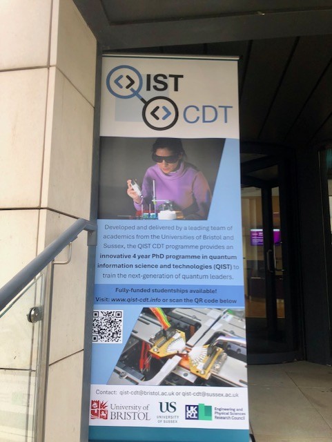 Our Bristol <a href="/QistCDT/">QISTCDT</a> Open Day is today!  Prospective students are attending talks &amp; lab tours, finding out more about our Quantum PhD.  Apply by 10th Feb!
shorturl.at/tLHLQ
<a href="/BristolQE/">Quantum-Engineering</a> <a href="/SussexUni/">University of Sussex</a>