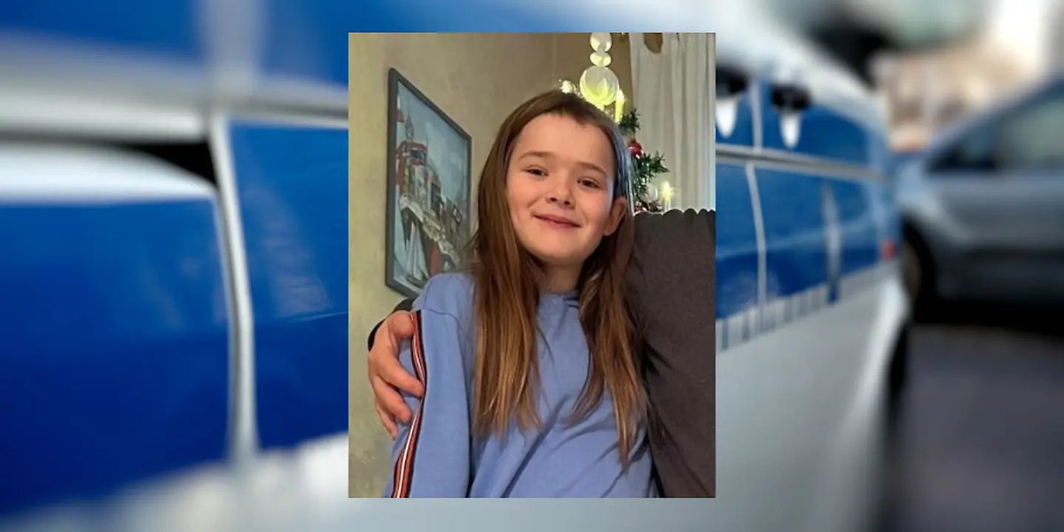 🚨NOTFALL🚨
Eine 11-JÄHRIGE Familienangehörige von mir, mit dem Namen LINA SOPHIE HERZOG wird VERMISST!
Sie wurde zuletzt GESTERN um 16 UHR am SANITZER Bahnhof gesehen!
Wer Hinweise zum Aufenthaltsort hat, bitte telefonisch unter 038209/44224 melden!
BITTE TEILEN! DANKEEE ❤(1/3)