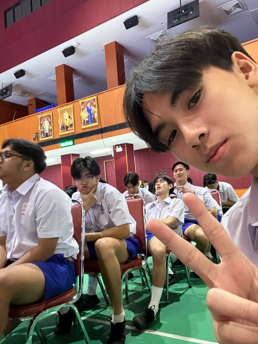 chira_patt's tweet photo. จบแล้วนะคับ:( https://t.co/cmfcIB7Zco