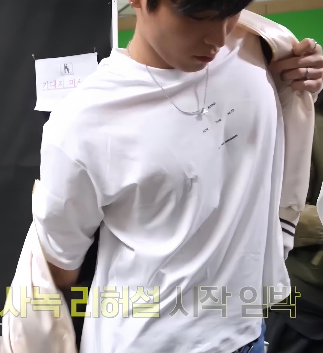 wolfylab's tweet photo. 04 liner?!?!?? https://t.co/nTddohIKAf
