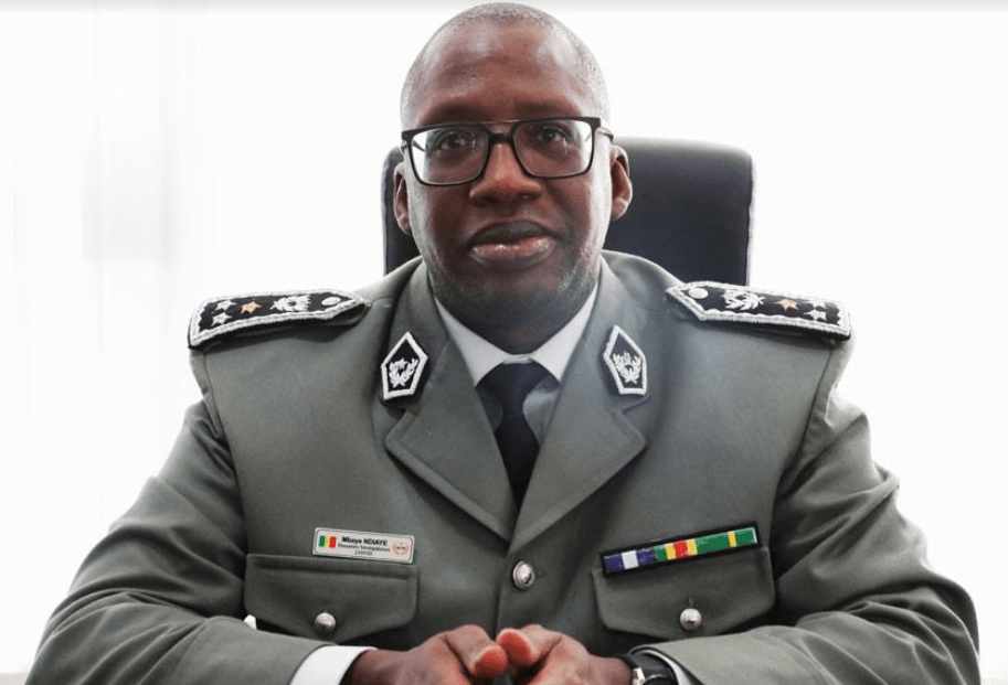 A4Perspectives's tweet photo. Hommage à Mbaye Ndiaye : Une Vision au Service de l’État et de l’Excellence Douanière
👉 https://t.co/I9h76gGhli
#senegal 🇸🇳 #administration https://t.co/O0s309b7CO