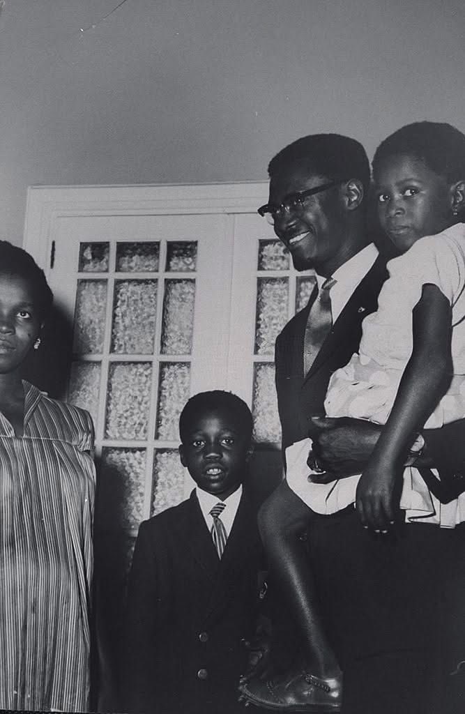 Joe__Bassey's tweet photo. Patrice Lumumba with his children and wife. https://t.co/NipalZuu76