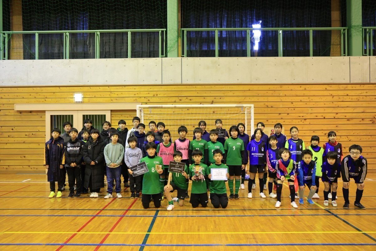 ciruela_academy's tweet photo. またまた更新をさぼってしまいました…
3連休はフットサルの大会参加やTRMなど充実した日となりました!☺️
対戦いただきました皆様ありがとうございました!😆
#メテオロッサ蹴猿カップ
#METEOROSA
#VESPASFC
#SANSKC
#GERMOGLIO https://t.co/dXwaepyLqj