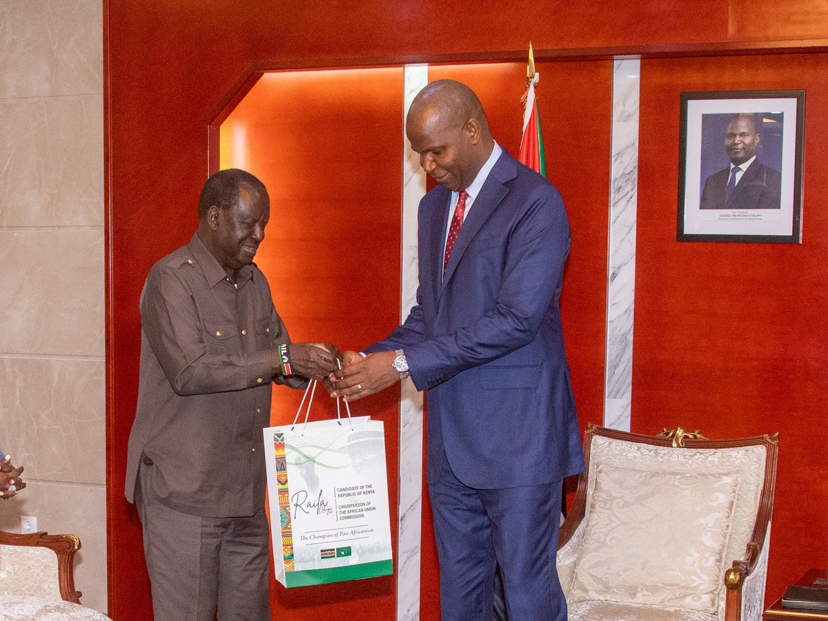 RailaodingaAuc's tweet photo. We have landed to warm hospitality today in Maputo, Mozambique hosted by the newly elected President H.E Daniel Francisco Chapo. 

Thank you Mr President for the opportunity to share with you my vision for Africa and my quest to be the AUC Chairperson. Obrigado! https://t.co/rEIftPfnZC