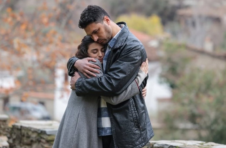 Beklenen Kral (@beklenenkral) on Twitter photo Akşama atv'de yeni bölüm, ekte birbirlerine delicesine aşık ve her durumda destek olan tatlı #FiDem var. Ama kızımız arada trip atabiliyor, o olmazsa olmazı. :)
Damlasu İkizoğlu, Emre Dinler...
#Zembilli Akşama atv'de yeni bölüm, ekte birbirlerine delicesine aşık ve her durumda destek olan tatlı #FiDem var. Ama kızımız arada trip atabiliyor, o olmazsa olmazı. :)
Damlasu İkizoğlu, Emre Dinler...
#Zembilli