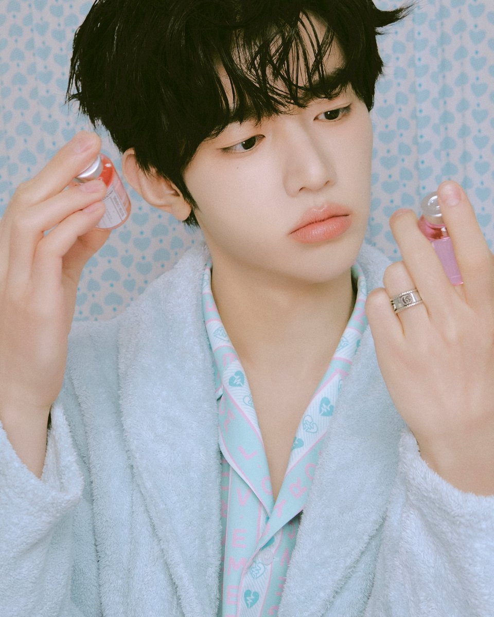 ZEROBASEONE Pre-Release Single [𝑫𝒐𝒄𝒕𝒐𝒓! 𝑫𝒐𝒄𝒕𝒐𝒓