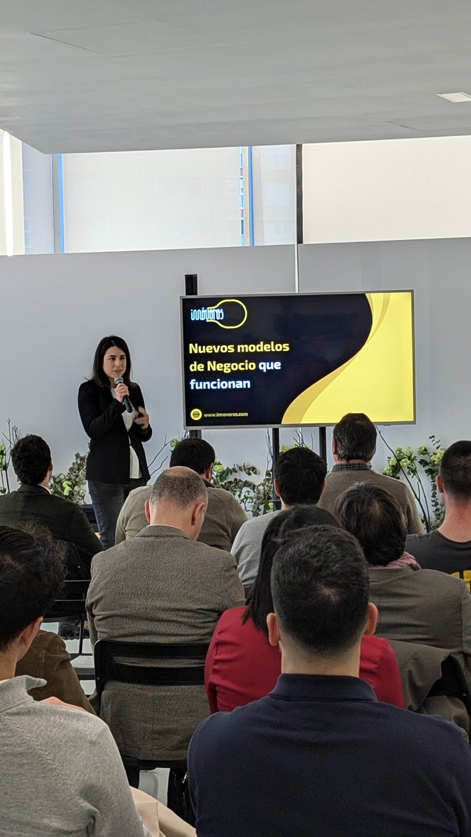 zebra_startups's tweet photo. 🤝 La competencia bien hecha es sana, las startups que pitchearon se llevaron una buen sabor de boca y un recuerdo de una jornada muy especial. https://t.co/evF3B5QTvD