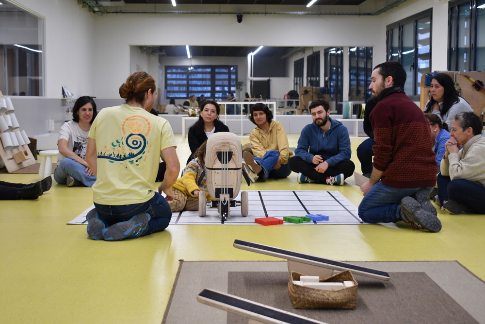 EDUCACIÓ | Docents xilens es formen en didàctica de la ciència al Lab 0_6 d’UManresa

umanresa.cat/ca/comunicacio…

#educacio #educaciocientifica