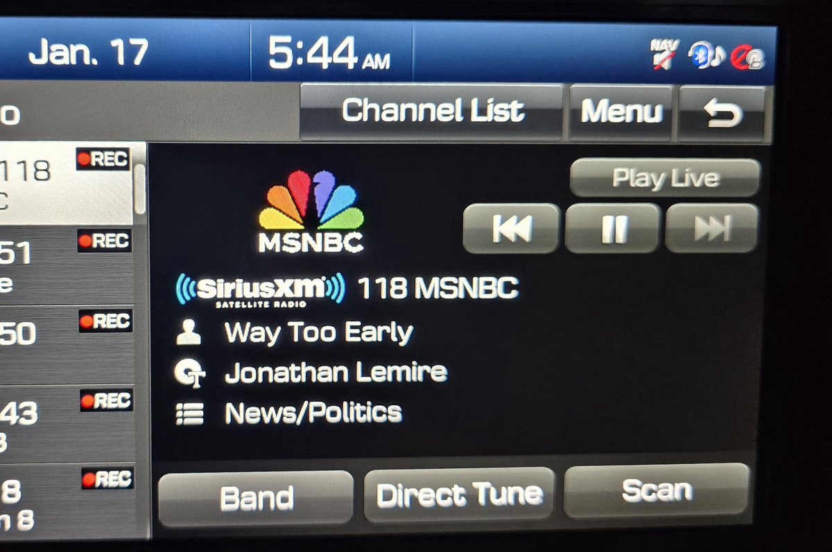 cajones121's tweet photo. @WayTooEarly Congratulations on your new show. Can you please have the show title updated on SiriusXM? https://t.co/qlDiUL6686