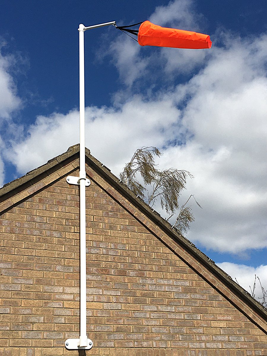 FlagpoleExpress's tweet photo. As Windsock manufactures our industrial windsocks are used to measure both the speed and direction of the wind. 
#lifeguarding #watersafetyawareness #aviationknowledge #windsock #aviationdaily #AviationCommunity #AviationIndustry https://t.co/Peb9gkjxTu