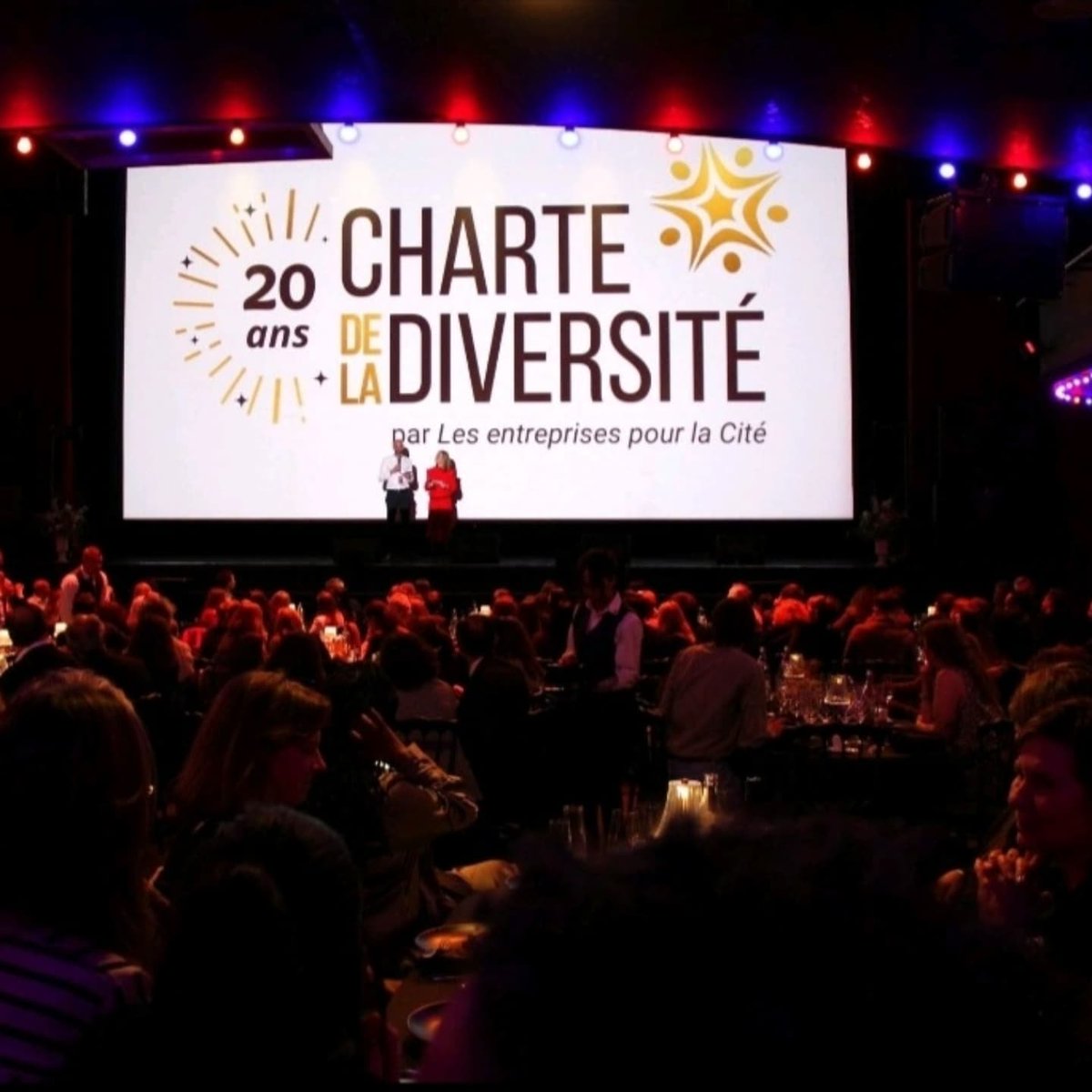 ElisabethFuchs_'s tweet photo. Un concert événement à @Lolympia, what else pour fêter les 20 ans de la @CharteDiversite✨

Bravo à l'ensemble des 5500 organisations signataires, aux partenaires, à toutes les équipes du réseau Les entreprises pour la Cité qui ont porté la Charte depuis 2 décennies https://t.co/NrqZOGxbE2