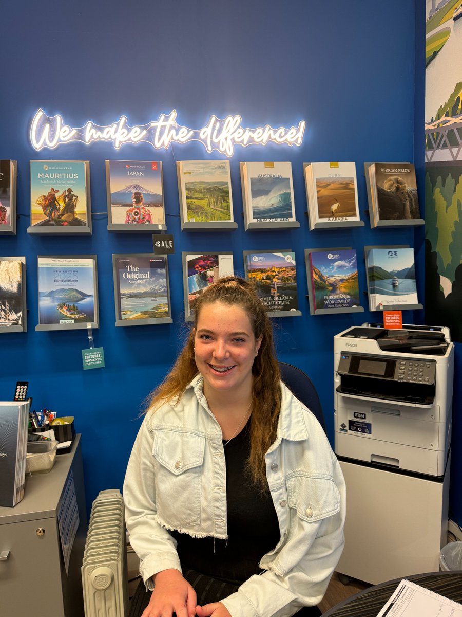JennythompsonJ's tweet photo. #WorkPlacement can be a daunting experience for students, but it was lovely to see our #travelandtourism students at @WorthingCollege   thriving in and around the local community. @HelenaThomas01 https://t.co/Y7CDEibRkh