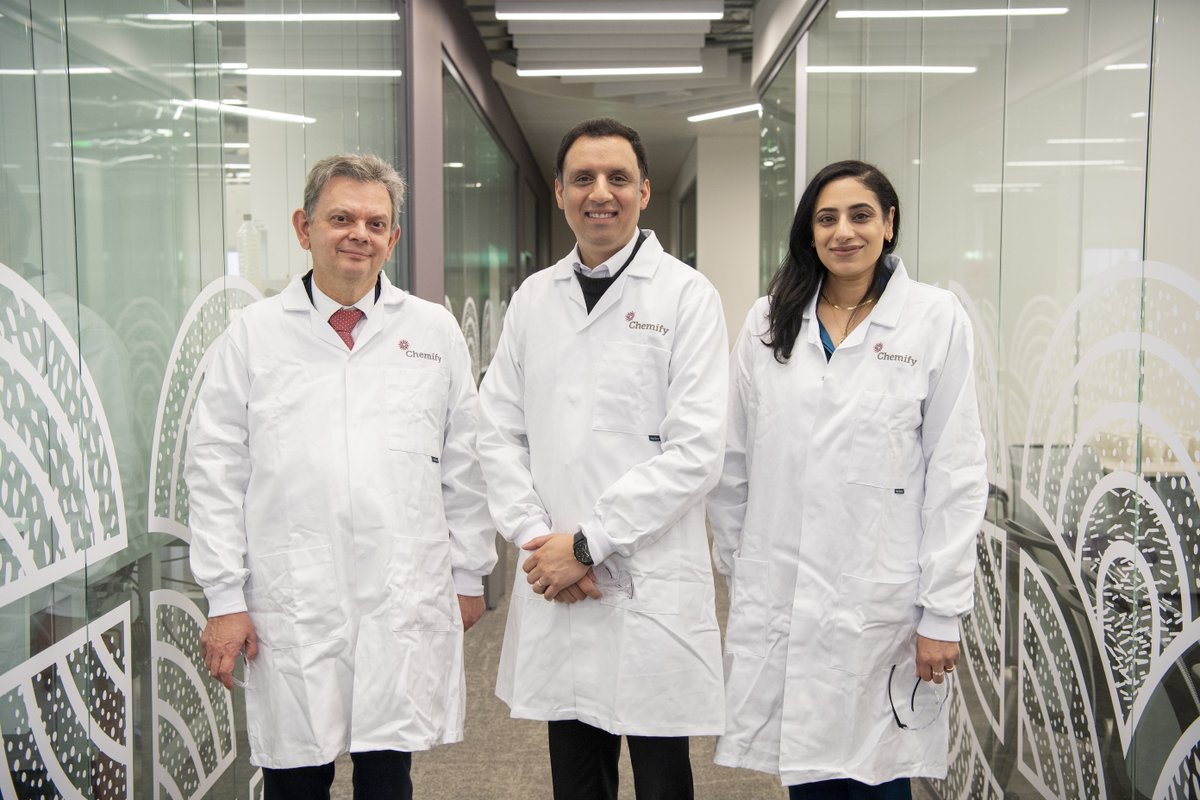 UofG News (@uofgnews) on Twitter photo We were pleased to showcase the innovative research of <a href="/TransitTwin/">TransitTwin</a> and <a href="/ChemifyX/">Chemify</a> for <a href="/ScottishLabour/">Scottish Labour</a> leader <a href="/AnasSarwar/">Anas Sarwar</a> during a visit to <a href="/UofGARC/">UofGARC</a> this week.
Read more here: gla.ac.uk/news/headline_… We were pleased to showcase the innovative research of <a href="/TransitTwin/">TransitTwin</a> and <a href="/ChemifyX/">Chemify</a> for <a href="/ScottishLabour/">Scottish Labour</a> leader <a href="/AnasSarwar/">Anas Sarwar</a> during a visit to <a href="/UofGARC/">UofGARC</a> this week.
Read more here: gla.ac.uk/news/headline_…