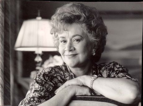 _AngelaLansbury's tweet photo. Very sad news: Farewell to the legendary Dame Joan Plowright, who passed away at the age of 95. 

What a life and incredible talent! R.I.P. https://t.co/xnh9dYrxW3