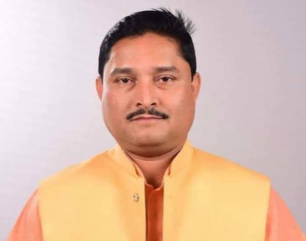 PemaKhanduBJP's tweet photo. Heartiest congratulations to Shri @DilipSaikia4Bjp ji on being appointed as the State President of BJP Assam Pradesh. Your dedication and vision will surely lead the party to greater success in Assam.

Wishing you all the best in your new role. 

Also, a special acknowledgment to Shri @Bhabesh_KalitaR ji for his commendable leadership during his tenure. 

@BJP4India @BJP4Assam