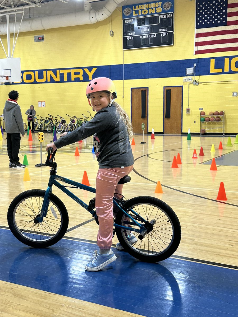 Katie Munn tweet media