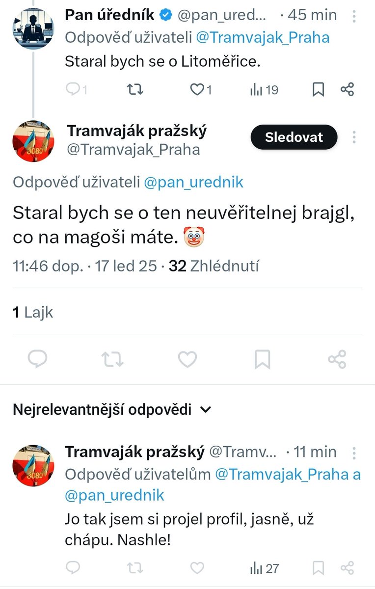 Pan úředník tweet media