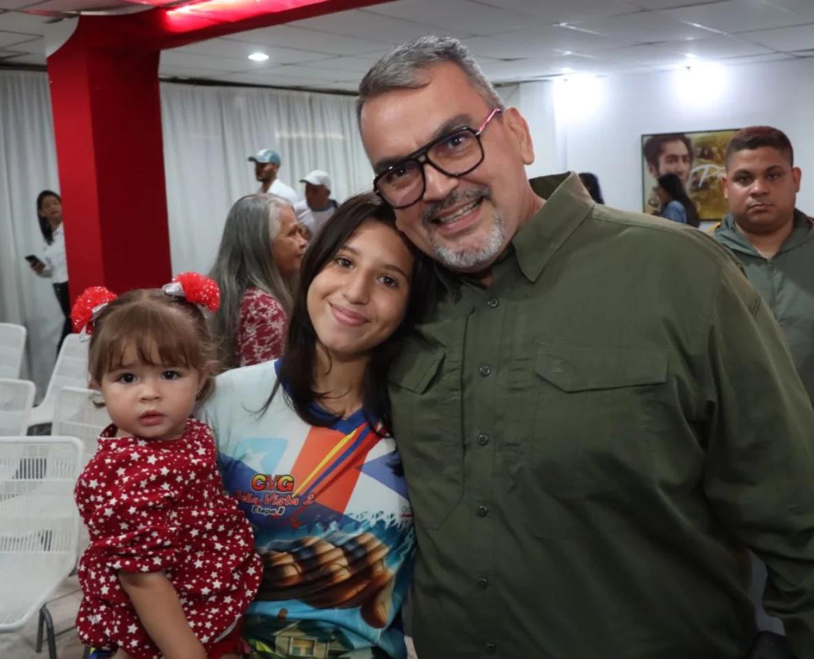 Con amor y humildad avanzamos en la construcción de un futuro cada día más próspero para todos y todas ¡Feliz Viernes!

#PáezProduceYCrece #TuFuturoNuestroCompromiso