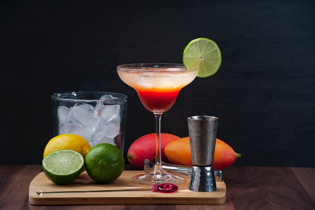 mumuiceug's tweet photo. Start the weekend the right way – chilled, refreshing, and cool with the magic of Mumu Ice Cubes! 🍹 Let the ice do the talking and keep your vibes as fresh as your drinks! 🧊✨

#MumuIce #WeekendVibes #StayCool https://t.co/6KMYx07wIE