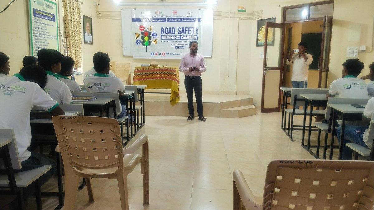 mybprakasam's tweet photo. # ROAD SAFETY AWARENESS CAMPAIGN On 17 th to 23rd JANUARY 2025 at RUDSET #Nykprakasam #MYBharat #mygovindia #SwachhataHiSeva2024 #RTO #ongole #prakasamDistrict #Rudset https://t.co/cDQdnoUoxs