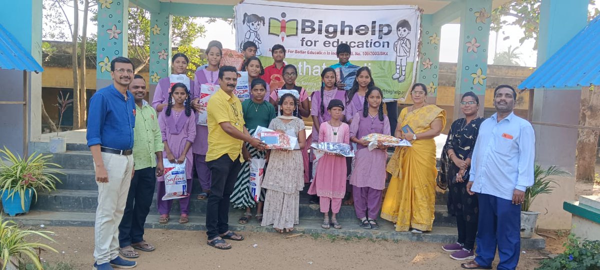 bighelp's tweet image. #Bighelp For #Education Presented the Civil Dresses tothe students at Z.P.high  School, Pathatekkali vill,Vajrapukotturu Mdl, Srikakulam Dist of AP on 06th January 2025 as part of the #Sponsor-A-Child program.
More details
Our Website: bighelp.org