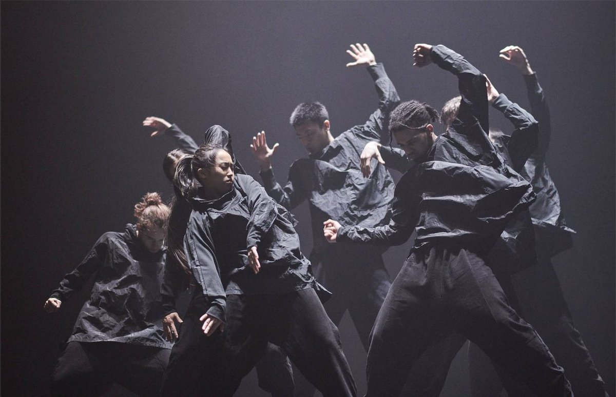 "A mystical journey where dance meets meditation"
Be mesmerised by HUMANHOOD’s ∞ {Infinite}.

Sadler's Wells East, London, 12-15 February 2025

sadlerswells.com/whats-on/human…