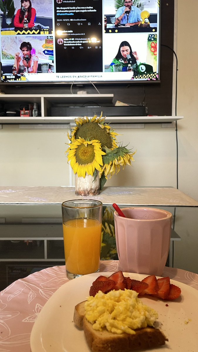 Como cada mañana #patriayfamilia 🥰