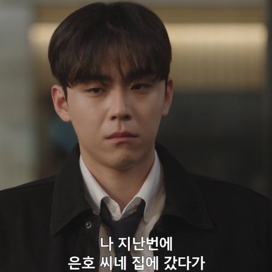 xobebox's tweet photo. 하진짜너므웃겨..
우정훈 지금 견제한답시고 뚱........ 해진거밬 https://t.co/q8zFCoffJG