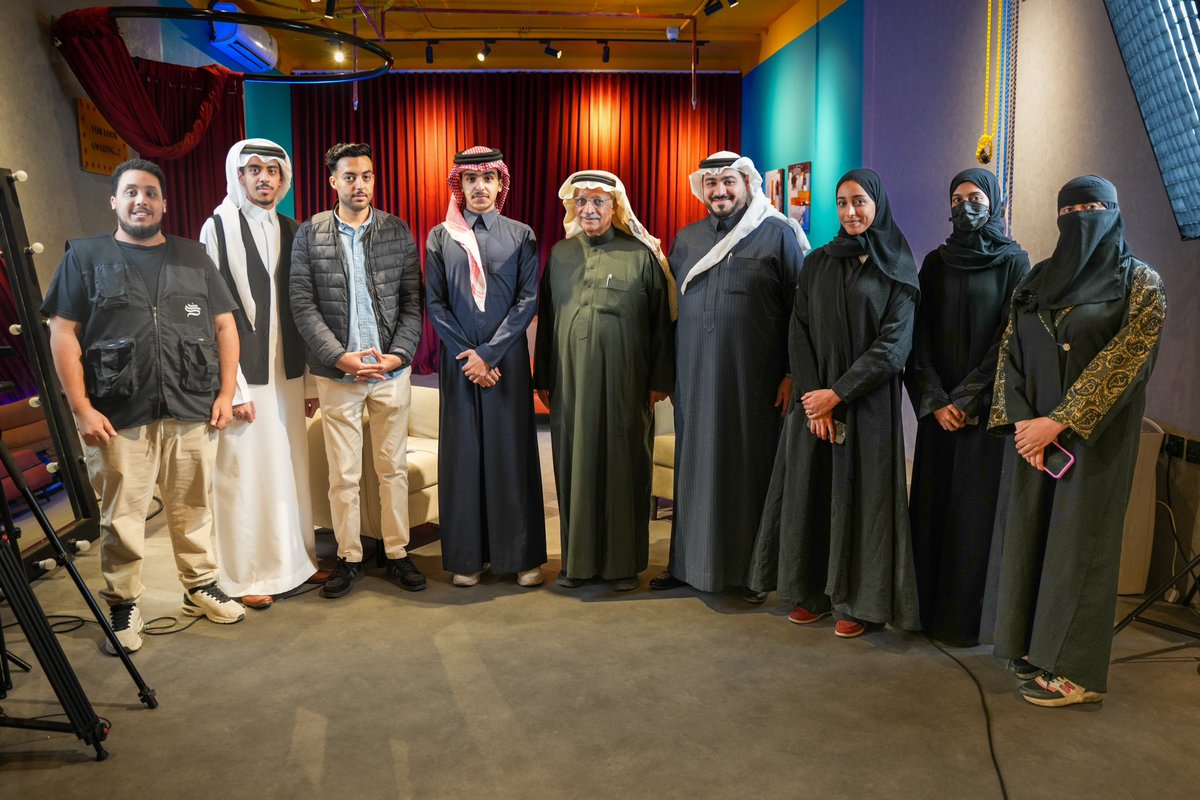 salmanaleed's tweet photo. سعدنا وتشرفنا في #بودكاست_صاد بإستضافة معالي الدكتور عبدالله بن عبدالعزيز العبدالقادر بووحيد @DRAAKADER حلقة مليئة بالنجاحات المتتالية شخصية  وطنية قيادية قوية ومؤثره وصاحب  همه عالية مفعمة بالخبرة والحيوية والنشاط . https://t.co/gB4pdUADxL