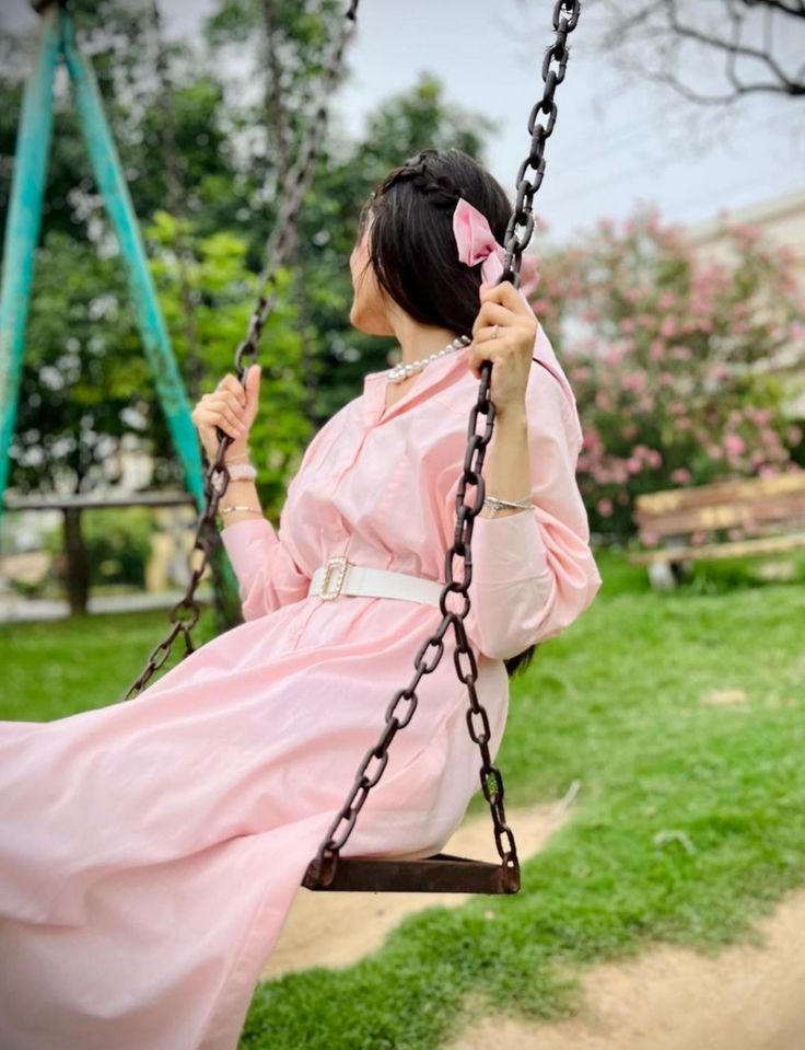 Life isn't about finding yourself. Life is about creating yourself! 

𝙂𝙤𝙤𝙙 𝙀𝙫𝙚𝙣𝙞𝙣𝙜