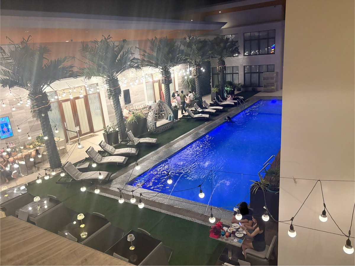 Grosszeh's tweet photo. #checkin #watergate #hotel #butuan #philipines #the #first #IBCtester #hotel on the #Philipin #island #traveling #arround #the #world 🌎 #tasting more #later on #google and #tripadvisor #seeyouthere https://t.co/xteBM0BmJV