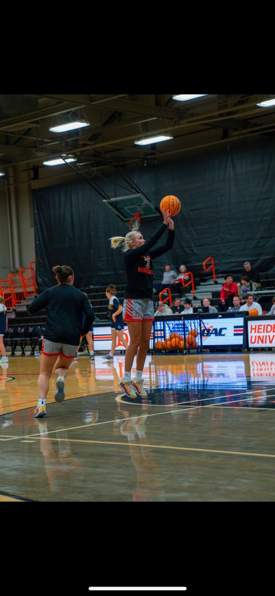 4th Highest Scorer on her team, playing the fewest amount of minutes! She’s astonishing! #25 GoBerg!!!