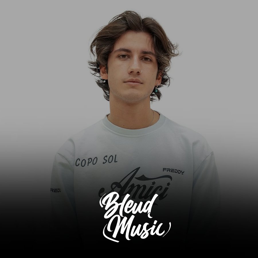 bleudmusic's tweet photo. Fuori ora, sul mio canale YouTube, il video lyrics della canzone di @jacoposolzii "COMPLICI"⬇️
https://t.co/KZOyfj7L4F

#jacoposol #complici #amici24 #testo #lyrics #youtube https://t.co/qFzhNvo9Pn