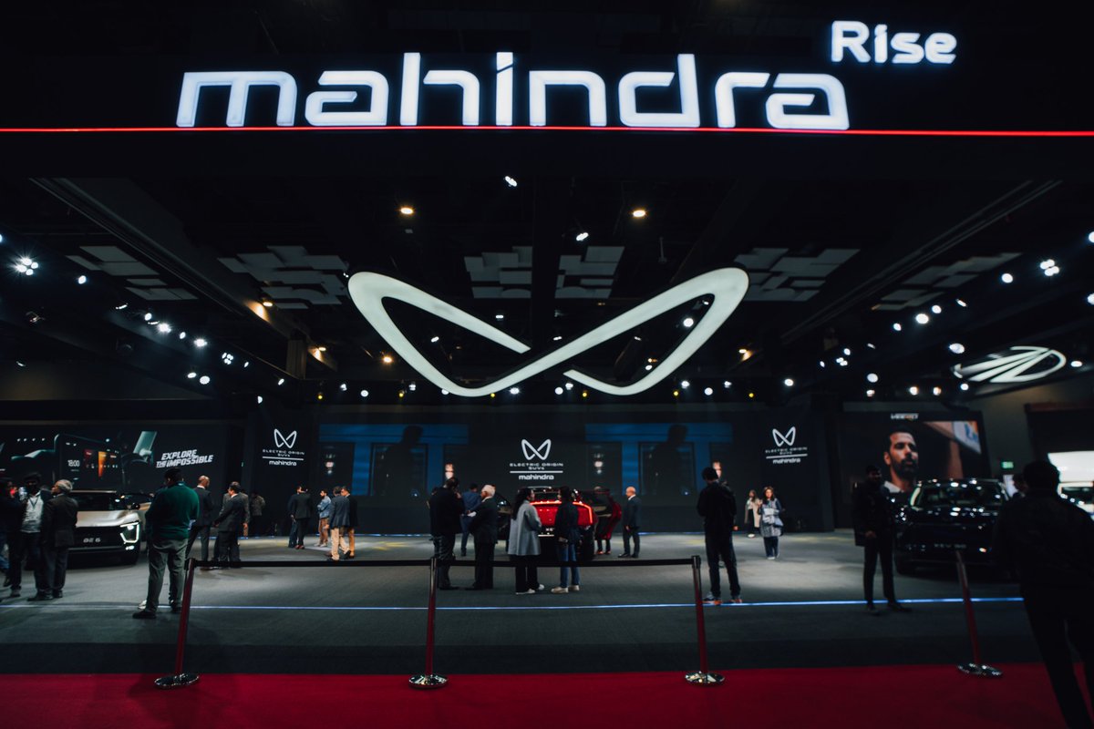 Mahindra_Auto's tweet photo. Showtime has begun!
The stage is set at the #AutoExpo2025 and we’re ready to own the spotlight with stunning innovation
📌 Find us:
Hall no. 14,Stall no. 1 (H14 01)
Bharat Mandapam, New Delhi
#BharatMobility2025 #MahindraZeoEV #MahindraZeo#MahindraTreo #MahindraOriginElectricSUVs https://t.co/jJTiFkaaPl