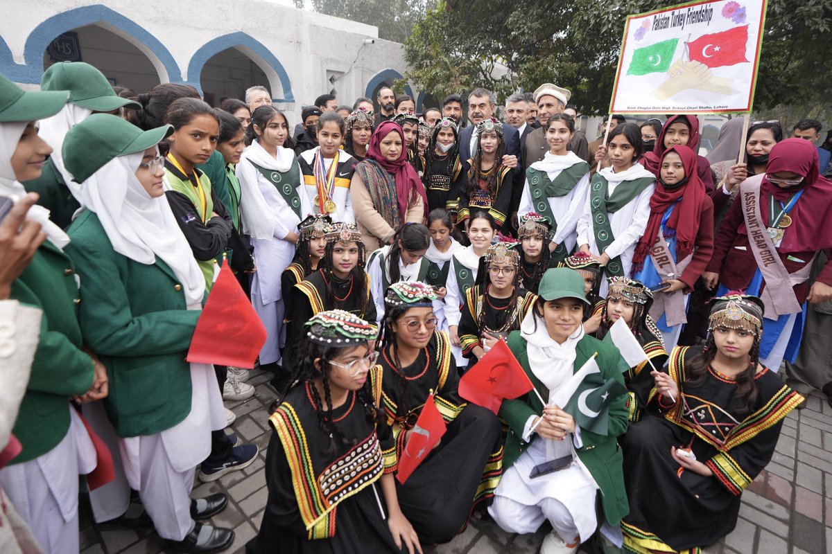 Republic of Türkiye Ministry of National Education (@tcmeb_en) on Twitter photo Minister of National Education <a href="/Yusuf__Tekin/">Yusuf Tekin</a> visited Kinnaird High School for Girls in Lahore, Pakistan
News 👉🏻 meb.ai/37iFGv Minister of National Education <a href="/Yusuf__Tekin/">Yusuf Tekin</a> visited Kinnaird High School for Girls in Lahore, Pakistan
News 👉🏻 meb.ai/37iFGv