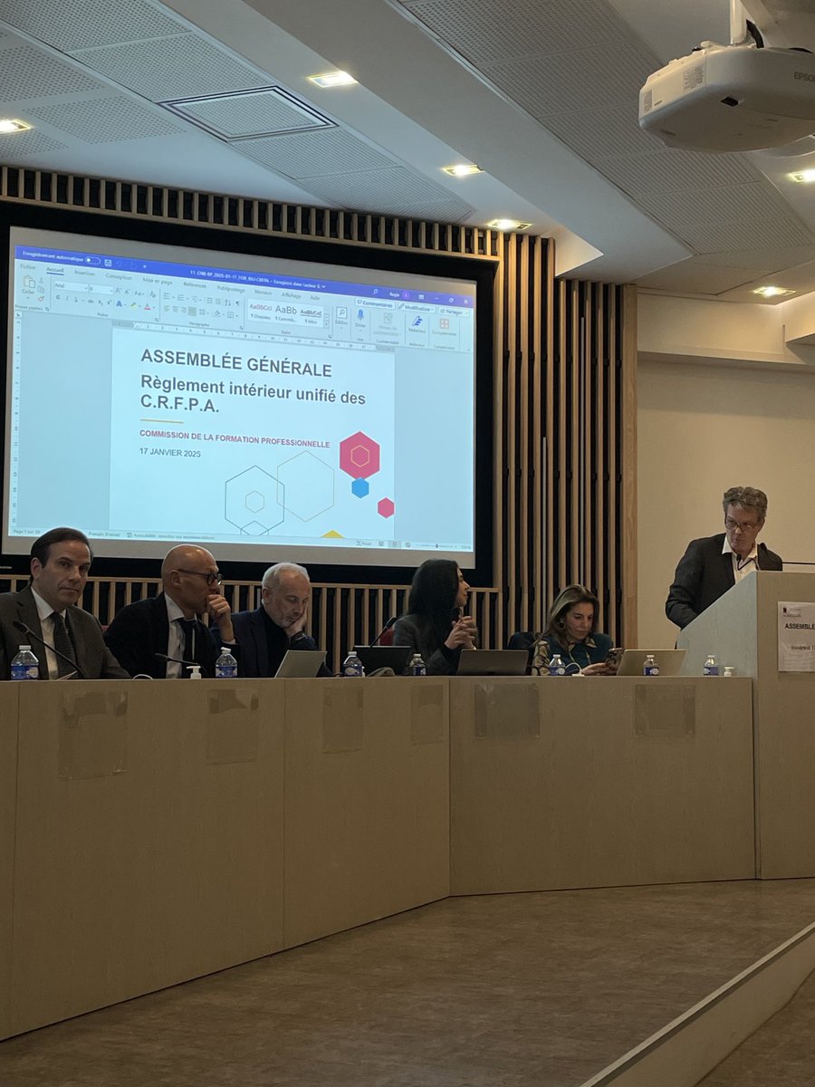 PH Marteret sur le Règlement unifié des #CRFPA 

Les élèves Avocats sont l’avenir de notre profession 🤘

Les SAF les accompagne et les soutient #CNB #AGCNB