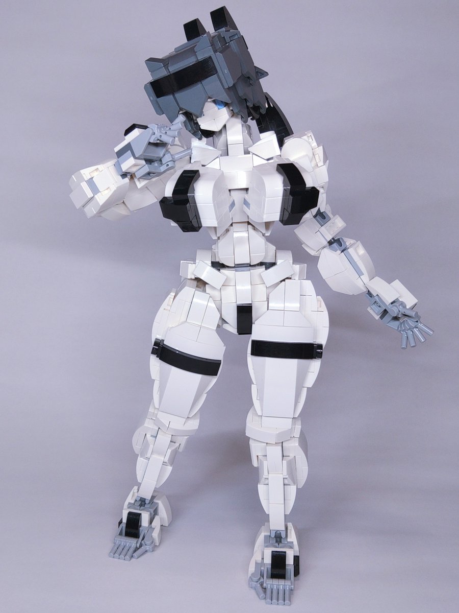 DSLC312011's tweet photo. お久しぶりです。レゴでロボ娘を作っている人です。フォロワー急増が嬉しくて、今後のために新作のプロトタイプさんをさらに調整しつつ、その内骨格の複製をしていました。
#LEGO #レゴ https://t.co/AEu9kKVHu5