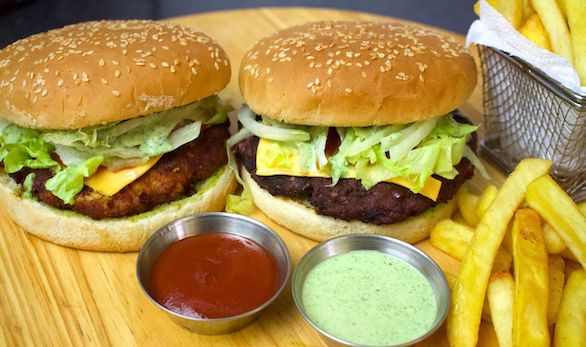 CookWithFaiza's tweet photo. Craving a flavorful Chicken Chapli Kabab Burger? 🍔💥 Make this delicious Pakistani-style burger with a zesty mint chutney! Get the full recipe here 👉 https://t.co/kUdymPn3oY
Watch the full video: https://t.co/XE3vM9xMV2
#ChickenChapliKabab #PakistaniBurger #StreetFood https://t.co/FHgflJ9iwy