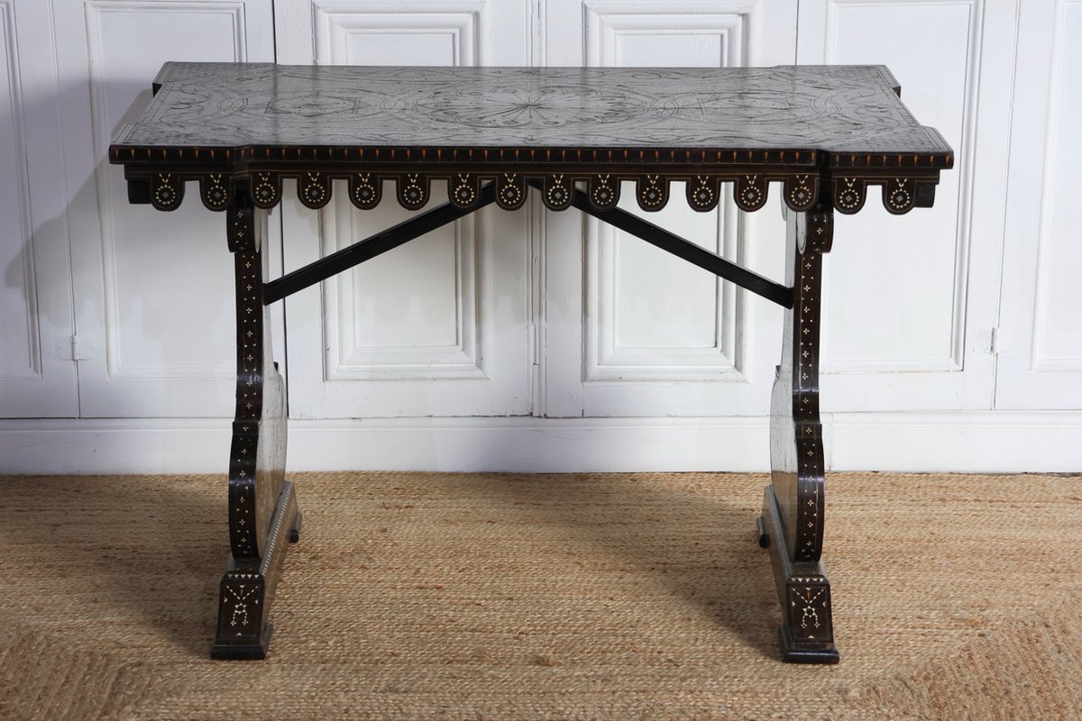 BrownriggUK's tweet photo. 19th Century Italian Table Attributed to Adriano Brambilla ( 1829 – 1855)

https://t.co/ALelO0JyoU

#italiantable #antiqueitaliantable #antiquetable https://t.co/fN5gsuqTxg