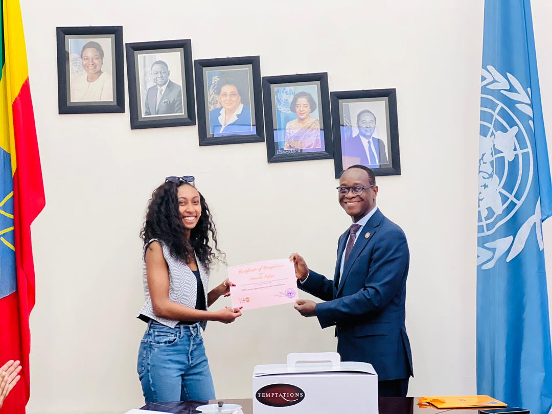 UNFPAEthiopia's tweet photo. Empowering youth to gain real-world experience, build skills, and grow professionally through Internship Programme. Together, let's shape the leaders of today &amp; tomorrow!
Daniella, your contribution is valued.
#YouthPower #FutureLeaders #CareerOpportunities https://t.co/7TmqHEsthK