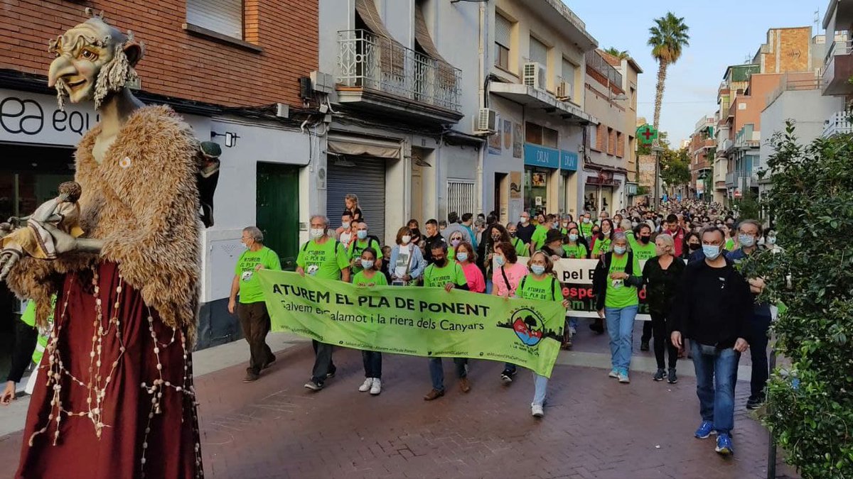 Aturem el Pla de Ponent tweet media