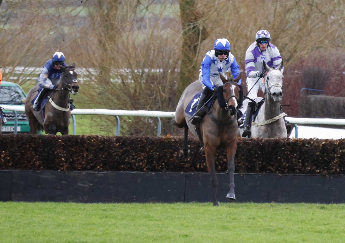 Coral (@coral) on Twitter photo ๐ธ ๐๐ฟ๐ฒ๐ฒ ๐๐ฒ๐ ๐๐ฟ๐ถ๐ฑ๐ฎ๐! ๐ธ
Our Coral Racing Club Runner ๐๐น๐น ๐ง๐ต๐ฒ ๐๐น๐ผ๐ฟ๐ runs in the Grade 2 Mares Hurdle at Ascot tomorrow... If she finishes in the first 3 we'll choose 5 people to win ยฃ100 in free bets!
To enter:
๐ Like & Repost this post
๐ Follow <a href="/Coral/">Coral</a> ๐ธ ๐๐ฟ๐ฒ๐ฒ ๐๐ฒ๐ ๐๐ฟ๐ถ๐ฑ๐ฎ๐! ๐ธ
Our Coral Racing Club Runner ๐๐น๐น ๐ง๐ต๐ฒ ๐๐น๐ผ๐ฟ๐ runs in the Grade 2 Mares Hurdle at Ascot tomorrow... If she finishes in the first 3 we'll choose 5 people to win ยฃ100 in free bets!
To enter:
๐ Like & Repost this post
๐ Follow <a href="/Coral/">Coral</a>