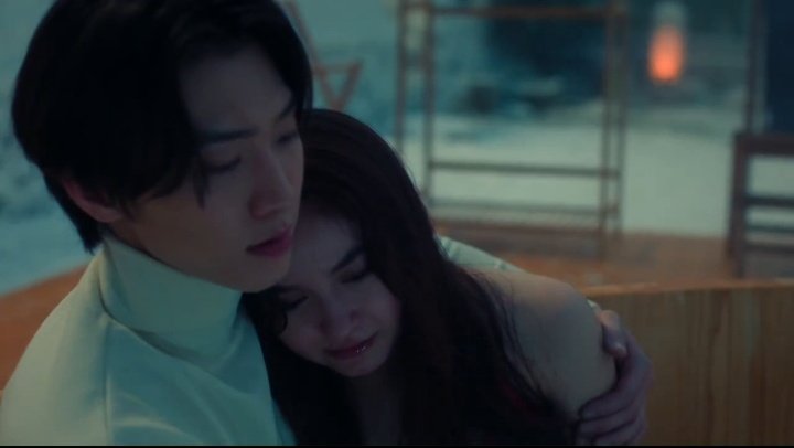 peetaspastry's tweet photo. yall wanted the kiss but minho switching his attitude with kitty and being so protective, caring, comforting, soft and delicate with her altered my brain chemistry more than a kiss could've done and that's what i love about enemies to lovers. #XOKitty #XOKittyS2 #XOKitty2 https://t.co/1FErZI5bKY