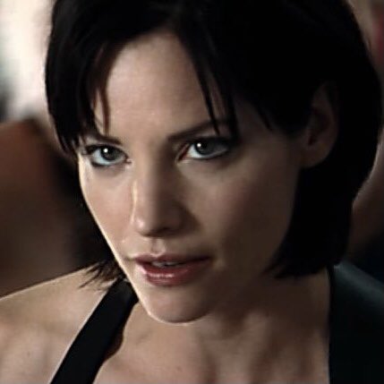 resident evil: apocalypse (2004)