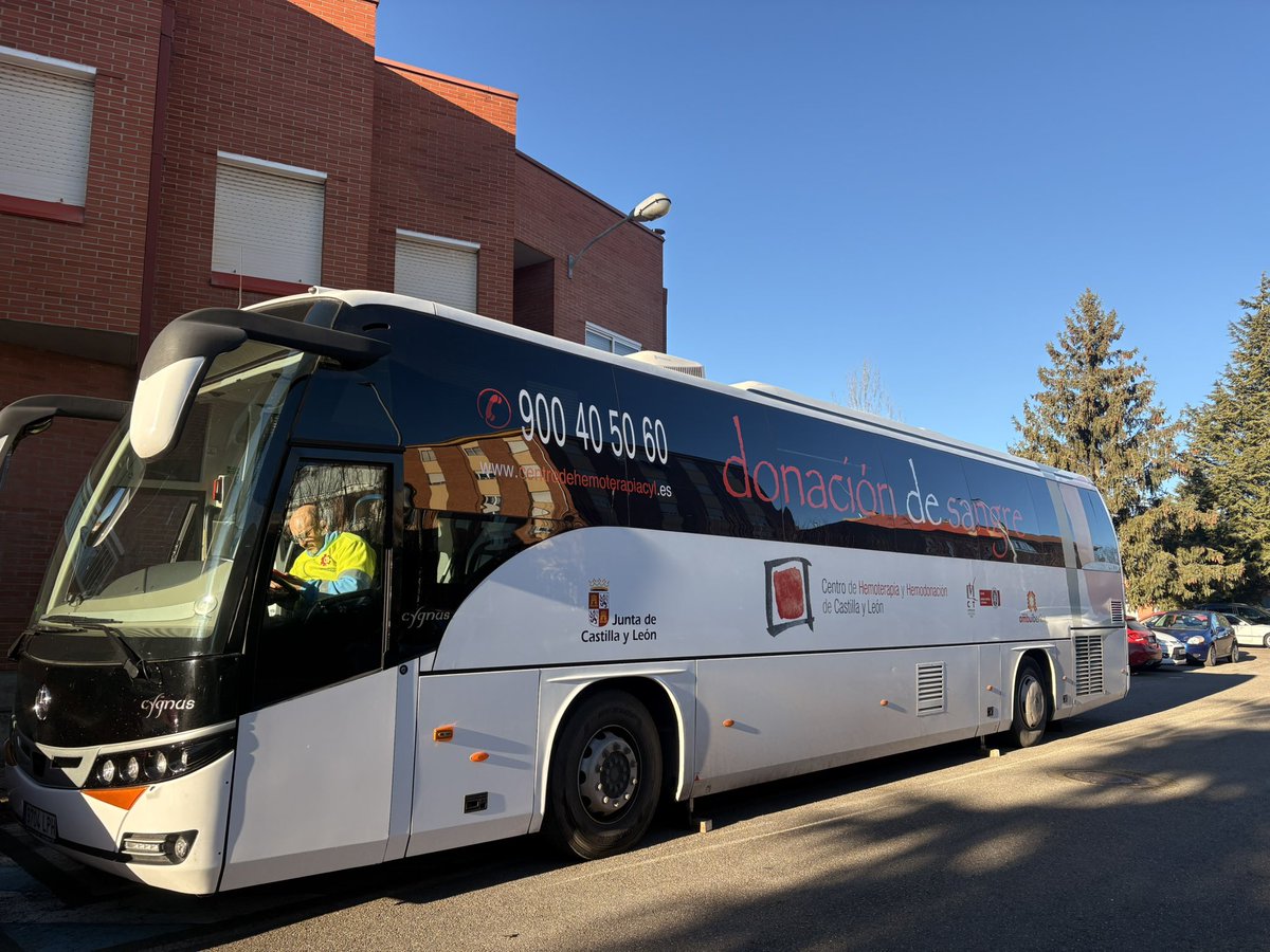 cma_leon's tweet photo. #semanadelvoluntariado2025
Hoy de 8:30 a 14:15 nuestro Centro es punto de donación de sangre. Gracias a todos por vuestra #solidaridad y a @donasangreCYL (Centro de Hemoterapia y Hemodonación de Castilla y León) por vuestra labor
#donasangre #tenecesitamos
#Confía @SalesianasEs https://t.co/kTXbBK9T3b
