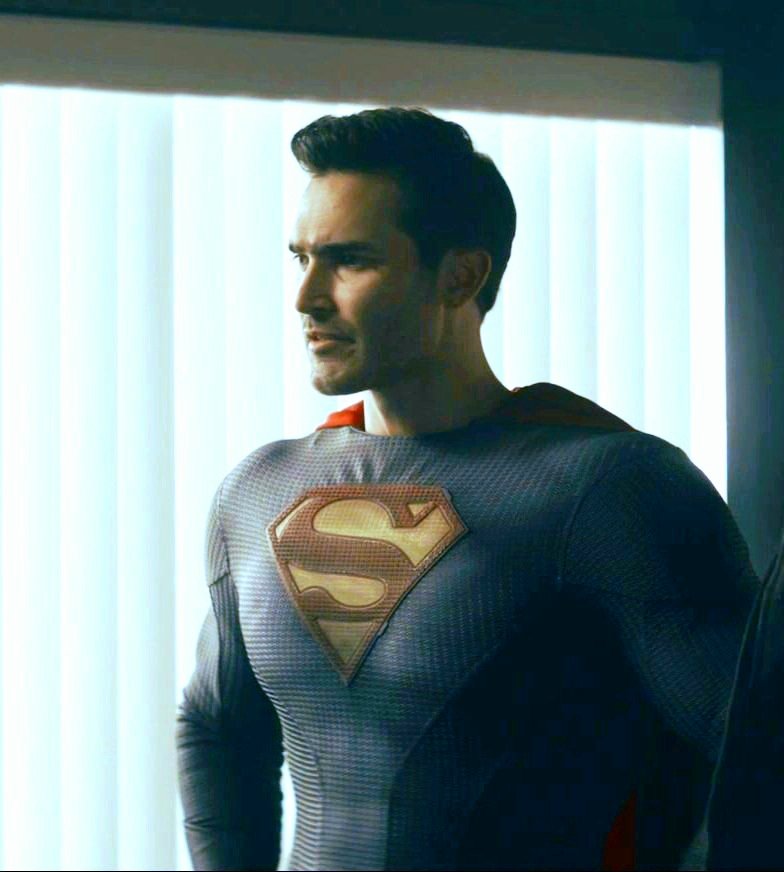 “I dont work with the DOD, particularly because of the dangers working with the government can be.”

#DcComicsRP #HopeOfKrypton95 #DCRP